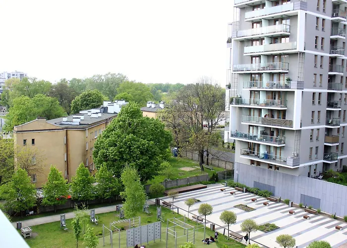 Labo Bliska Wola - Parking, Klimatyzacja * وارسو